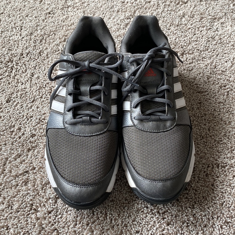 Adidas golf shoes- like new!